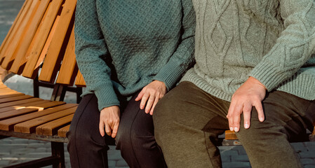 An elderly couple spending time together outdoors.