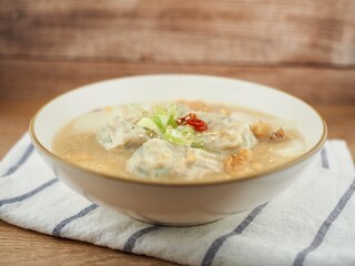 Fototapeta premium 한국음식 북어 떡 만두국