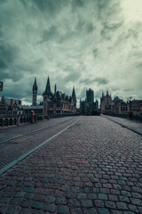 Obraz premium Magical medieval city of Ghent, Belgium. Scenic historic old town with canals, castle and gothic architecture in a festive winter atmosphere.