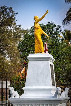 buddha temple, temple of the tooth, sri dalada maligawa, kandy, sri lanka, ceylon