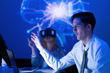 Innovative technology workshop focusing on virtual reality and brain activity in a modern learning environment