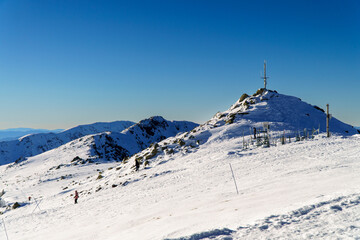 Widoki na Tatry Niżne z góry Jasna Chopok w Słowacja © rob