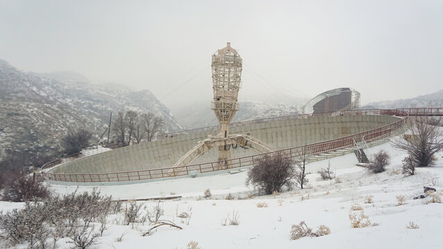 An old radio telescope located high in the mountains.