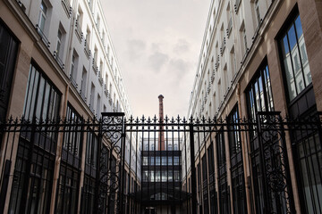 Rehabilitation of a former Parisian factory into offices