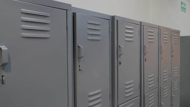 Cambiadores de ropa industriales con lockers para empleados