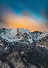 Obraz premium sunrise in the mountains
