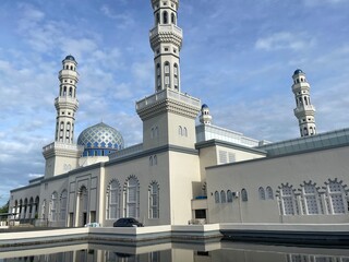 Fototapeta premium Kota Kinabalu Floating Mosque