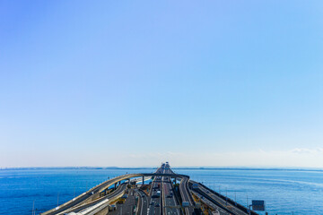 東京湾の海ほたる