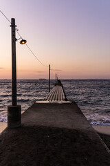 日本千葉県の岡本桟橋からの夕日