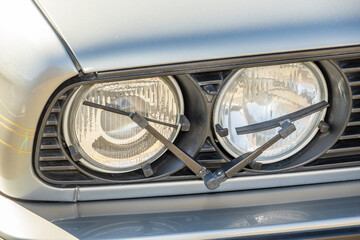 Obraz premium 古い自動車のヘッドライト Headlight of the old car