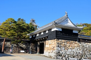 高知城 追手門と天守閣