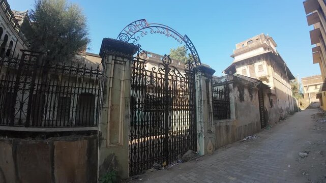 Historic heritage havelis inside Mandawa streets, Rajasthan, India