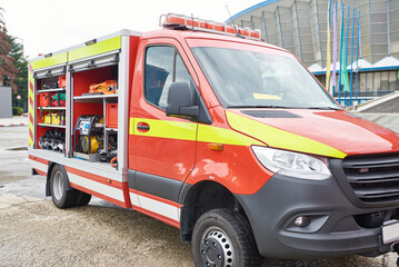 Equipment and clothing for firefighters and rescuers in fire car