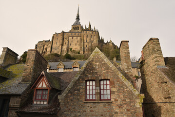 Maisons&nbsp;et&nbsp;abbaye du Mont-Saint-Michel