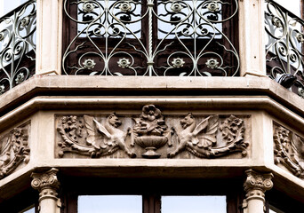 pareja de dragones florales