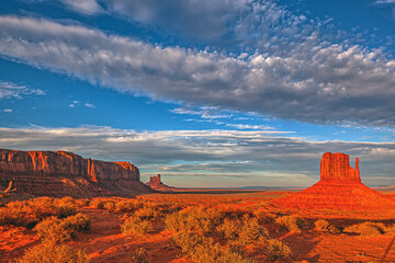  Monument valley sandstone buttes