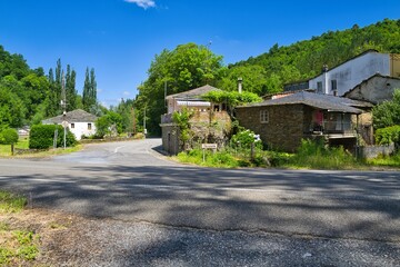 home, 건축, 건물, sky, 거리, 동네, 도시, 나무, 길거리, 경관, 여름, 네이처, 방갈로, 관광, 여행, 마운튼, 에우로파, 목초, 외관, 나이든