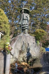 川崎大師。弘法大師像。