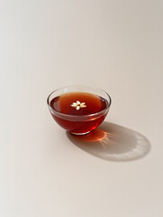 수정과, 음료, 음료수, 한국 전통 음료, 전통 음료수, 명절, 후식, 디저트, 잣, 고명, 수제, 특산품, 가정식, 전통