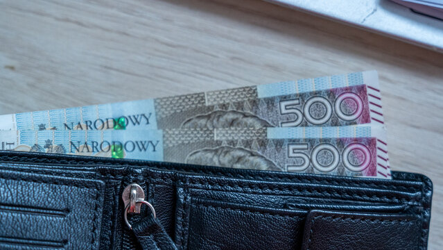 500 Zloty Polish Banknotes Stored in Black Leather Wallet