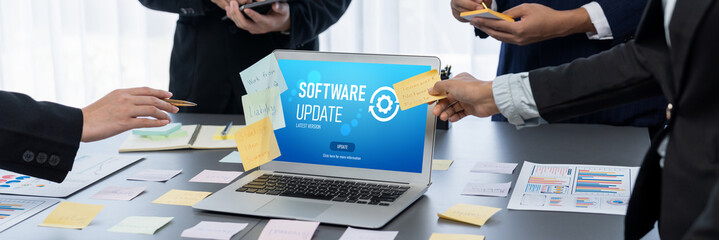 Software update on computer for brisk version of device software upgrade