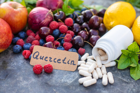 Products that contain quercetin. Selective focus.