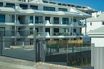 Appartements dans un immeuble moderne pour achat ou vente