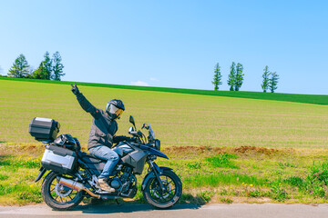 北海道の美瑛をバイクでツーリング