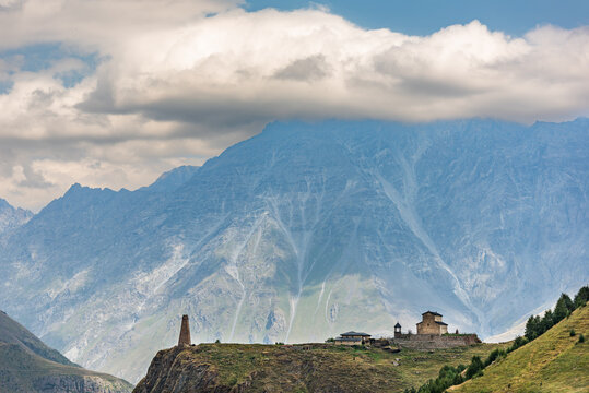 Somewhere on the way to Stepantsminda, beautiful panoramas of Georgia