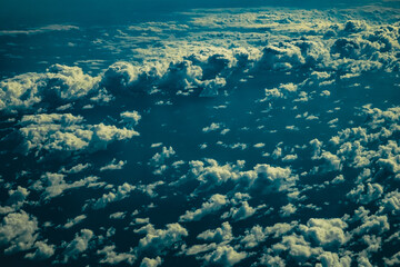 夕光の雲海遠景