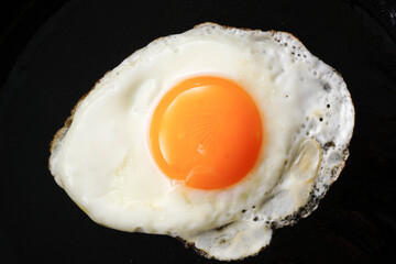 目玉焼き　スキレット