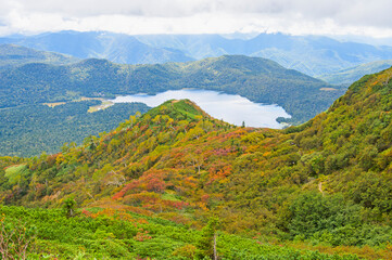秋の燧ヶ岳から望む尾瀬沼