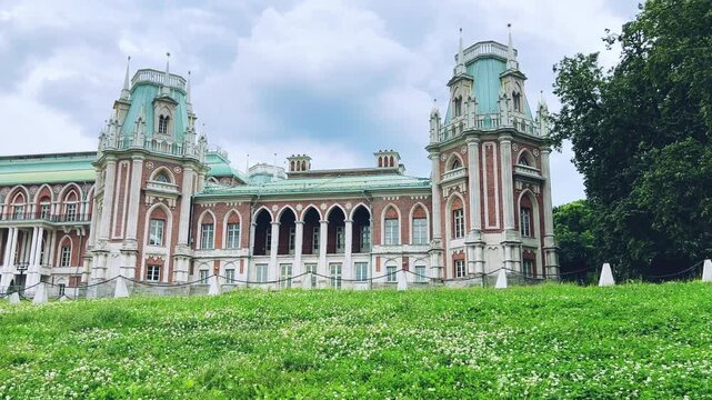 Tsaritsyno is a palace and park ensemble in the south of Moscow, founded in 1776 by order of Empress Catherine II. The Grand Palace in Tsaritsyno Park in cloudy weather. 4К
