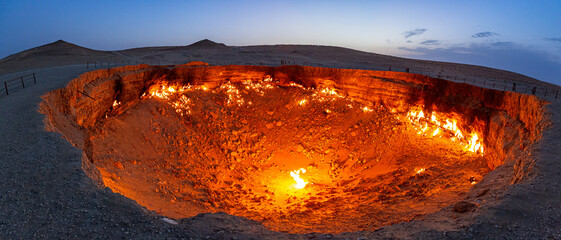 Darvaza (Derweze) gas crater (Door to Hell or Gates of Hell) in Turkmenistan © pwollinga