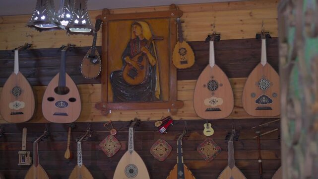 08-09-2025 shoting in Bahrain, The oud is similar to other types of lute The Medieval Islamic Oud