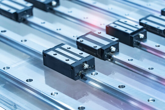 precision linear ball bearing and guide way support of machine for industrial work