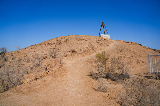 Mizdakhan Necropolis : Ancient tombs and mausoleums in Karakalpakstan, Uzbekistan, Central Asia