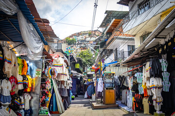 Fototapeta premium Comuna 13, urban, medellin, antioquia, colombia, south america, latin america