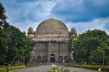 Gol Gumbajj mosque Bijapur Karnataka  © shashvat