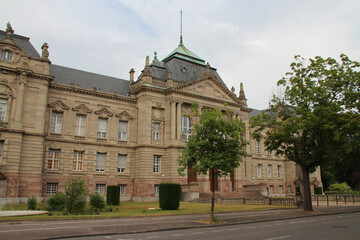 Obraz premium stone hall (court of appeals) in colmar in alsace in france 