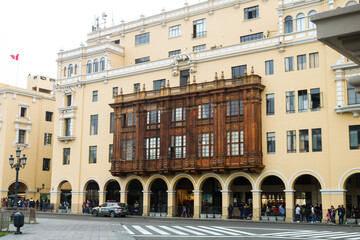 Um edif&iacute;cio cl&aacute;ssico na cidade de Lima, Peru