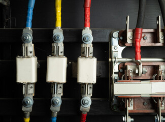 powerful cables in the connection