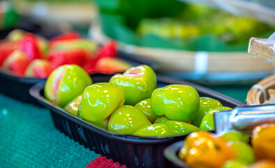 Rice flour or glutinous rice cakes sold at the market are very delicious. Favorite street food in Vietnam's Mekong Delta