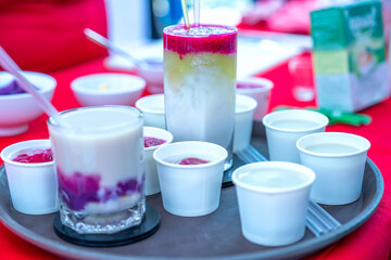 Fresh fruit juices made from a variety of fruits, vegetables, and roots contain many vitamins and minerals that are very beneficial to human health during work.