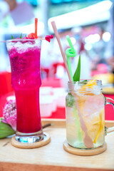 Fresh fruit juices made from a variety of fruits, vegetables, and roots contain many vitamins and minerals that are very beneficial to human health during work.