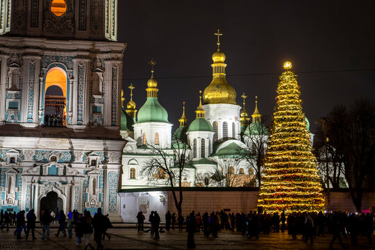 Main Christmas tree of Kyiv in front of the St Sophia Cathedral during a blackout caused by Russia's ongoing strikes on Ukraine's energy infrastructure, Kyiv, Ukraine