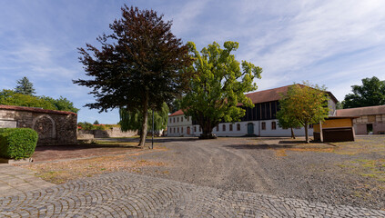 Schlo&szlig; der Stadt Kaltennordheim, Biosph&auml;renreservat Rh&ouml;n, Landkreis Schmalkalden-Meiningen in Th&uuml;ringen, Deutschland