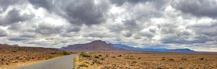 Obraz premium View of Arid desert landscape in the Karoo