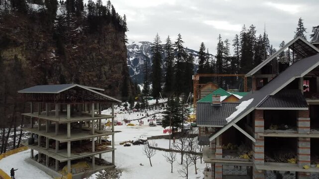 Manali drone video after heavy snowfall. Koksar after snowfall. Solang valley manali after snowfall drone view. Solang valley after snowfall. Sissu valley drone video. solang village drone view.