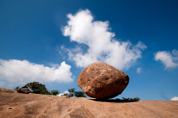 Krishnas butterball, Balancing giant natural rock stone, Mahabalipuram, Tamil Nadu, India
